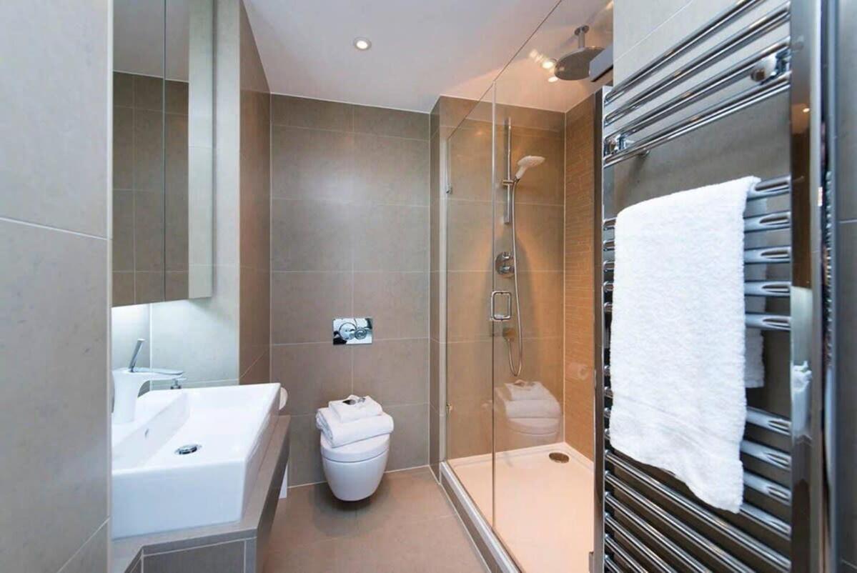 Penthouse Apartment In The Heart Of 런던 외부 사진